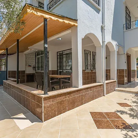 Near By The Land Of Legends , Private Garden , Villa Stone